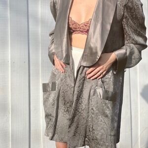 80s Vintage Victoria's Secret gold crown label silk floral robe Size L kimono